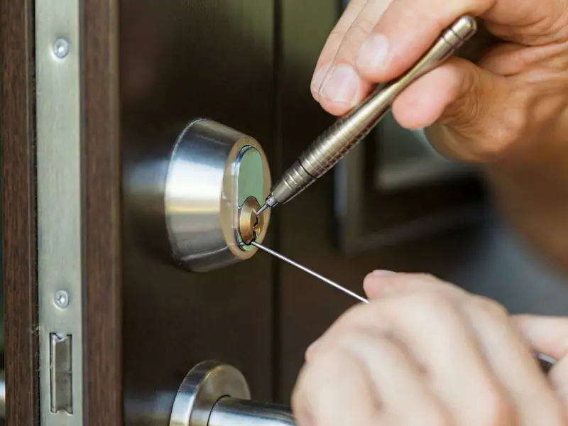 Chaveiro residencial em Betim – abertura de porta e troca de fechadura